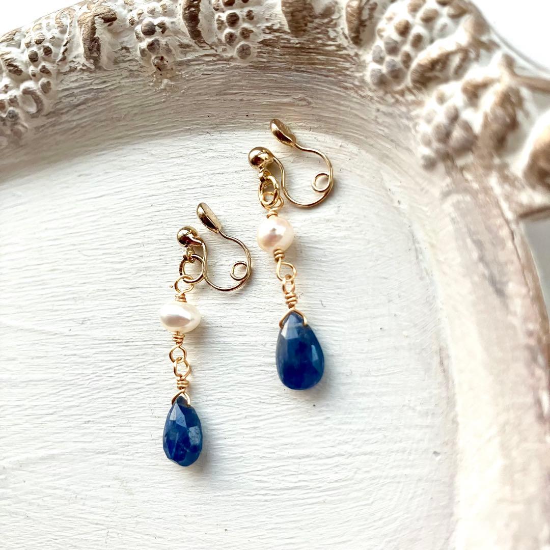 【特別価格】 天然石 9月誕生石 サファイア 痛くないイヤリング