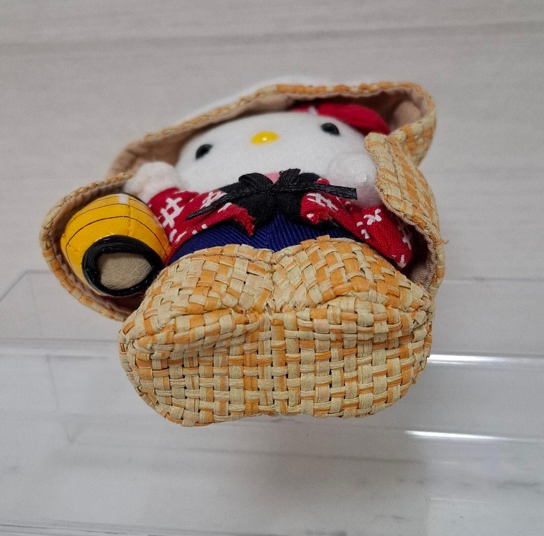 ハローキティ　冬季限定　雪ん子