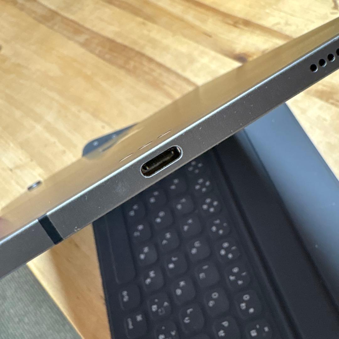 iPad Pro 第一世代 11インチ スペースグレー　256GB キーボード付