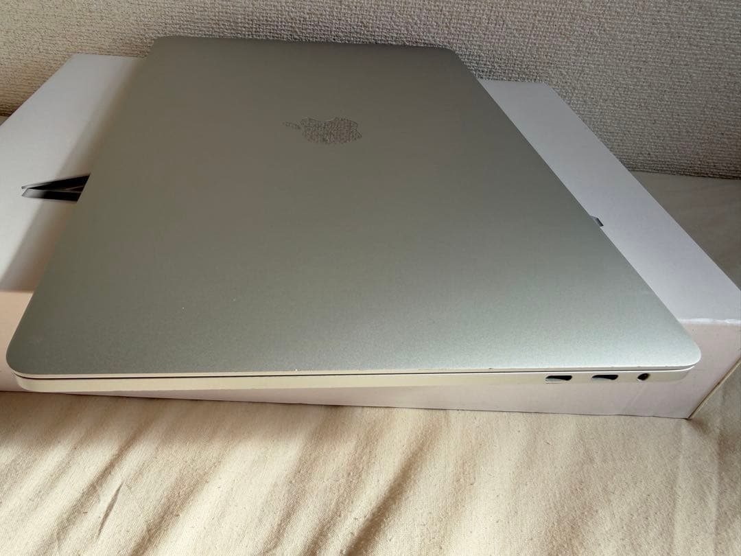 MacBook Pro 2020 13,3in 16/512 銀 箱Mouse付