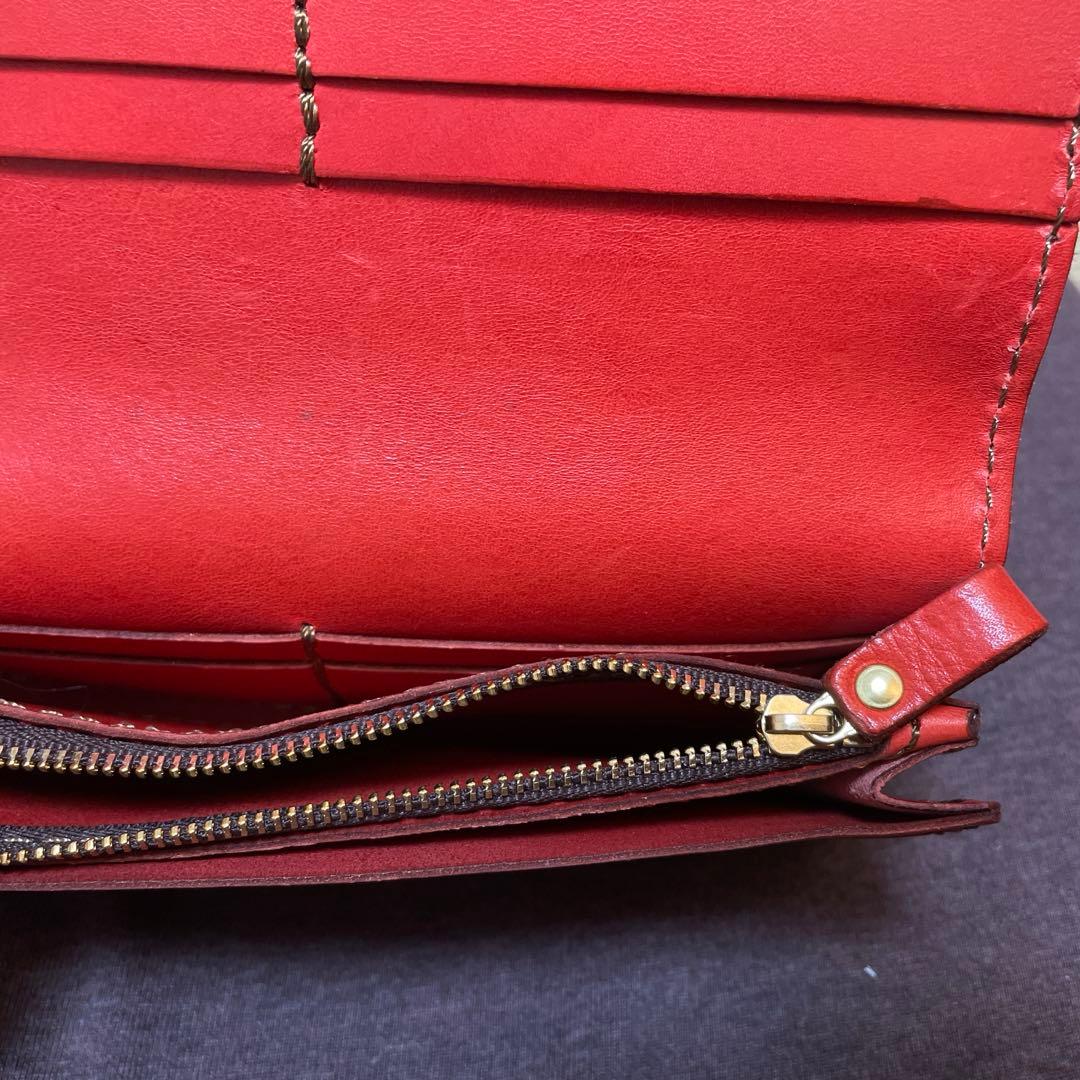 ヘルツの長財布（赤色）