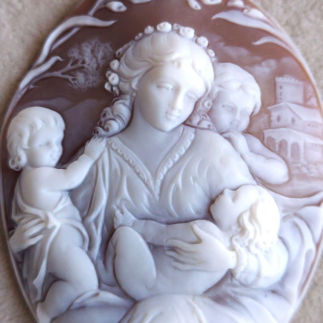 幸せの形　母の愛　シェル　カメオ　ルース