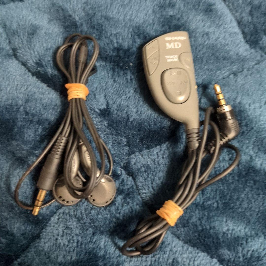 SHARP　MDポータブルレコーダー　MD-MS100　ウォークマン　付属品多数