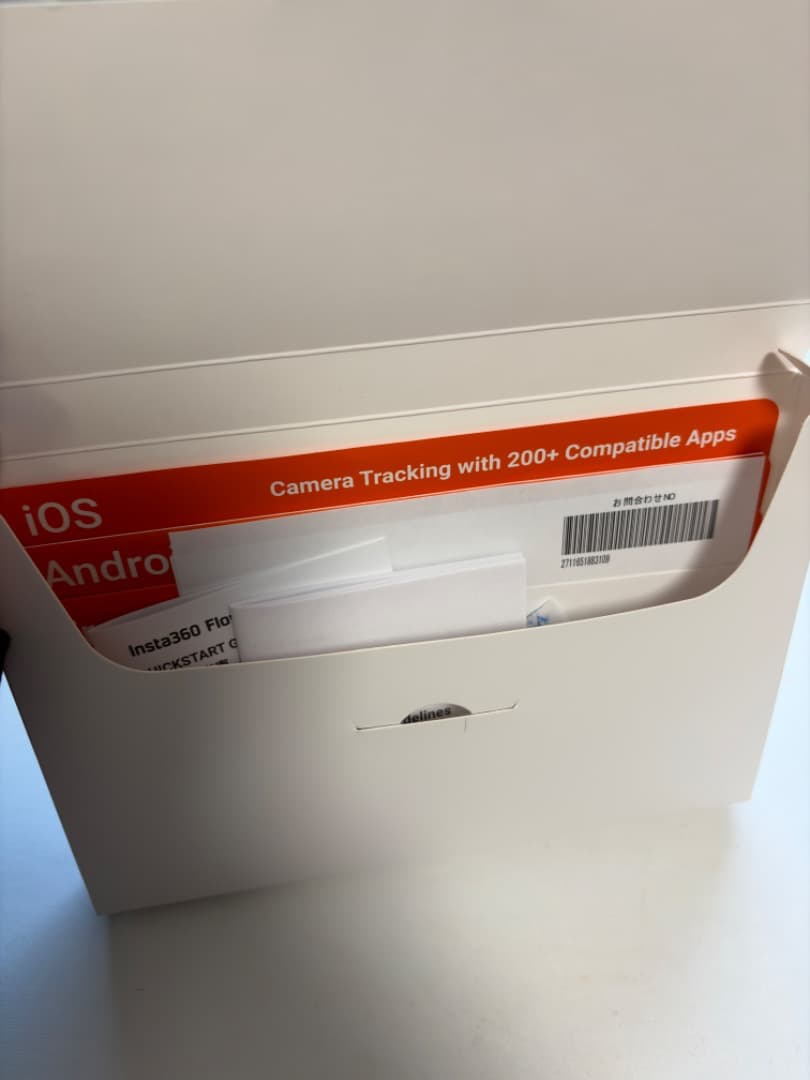 ほぼ新品　insuta360 Flow 2 pro　付属品完備品　ジンバル