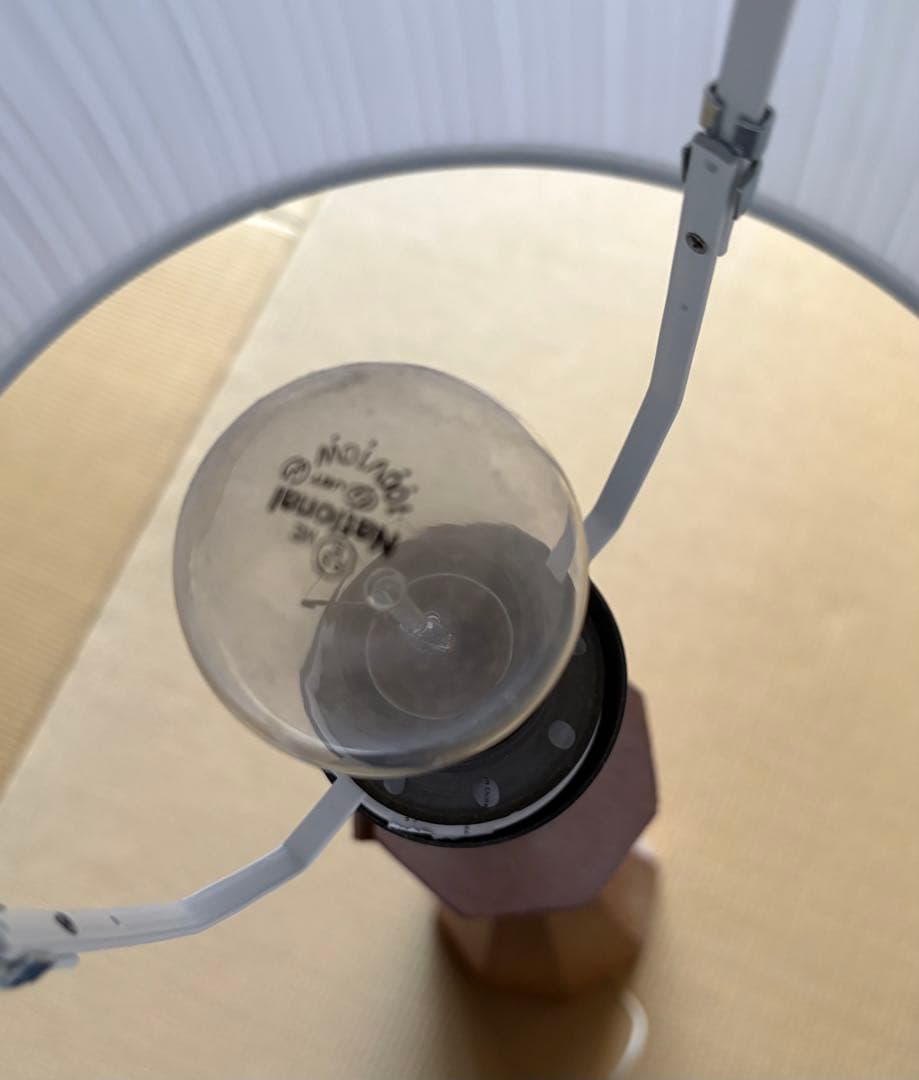 木製フロアスタンド チーク　北欧デザイン