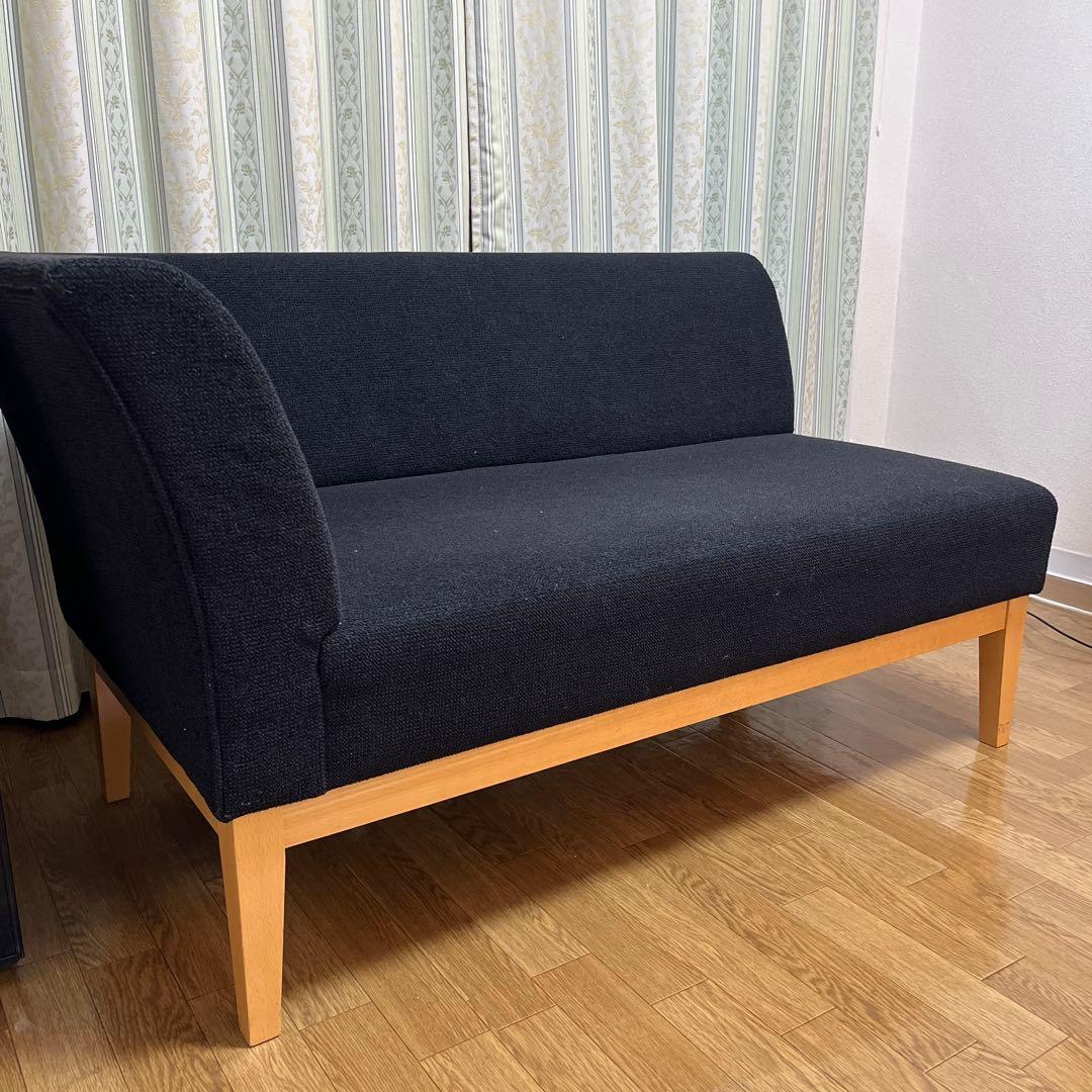 引越しのため3/7までのご購入です。 2人掛け用モダンソファー