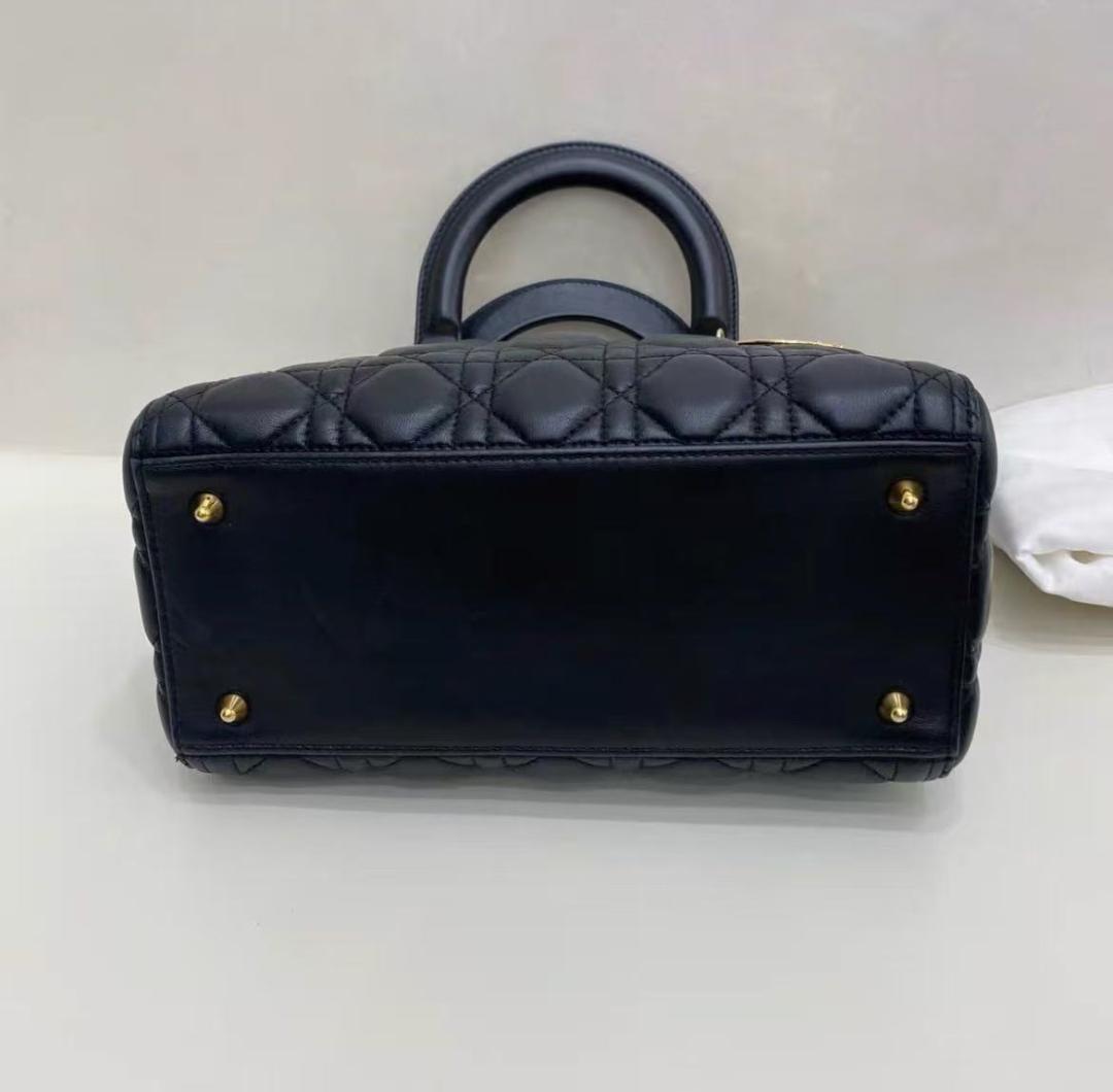 黒いレザーキルティングバッグ~~断捨離