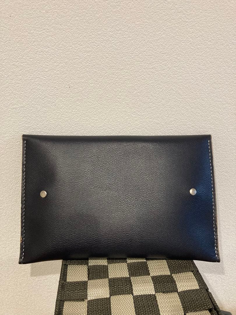 黒 レザー クラッチバッグ