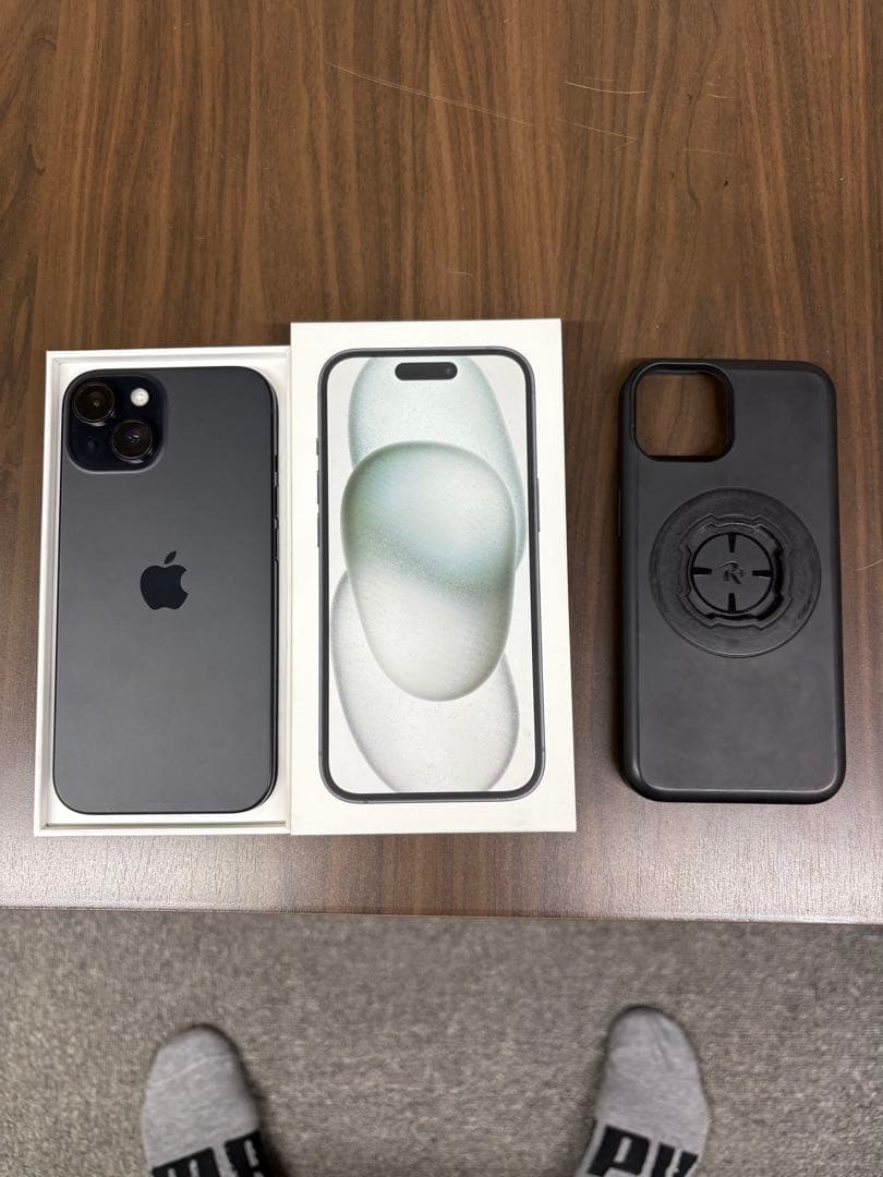 o*a様 Apple iPhone15 128GB 元docomo シムフリー