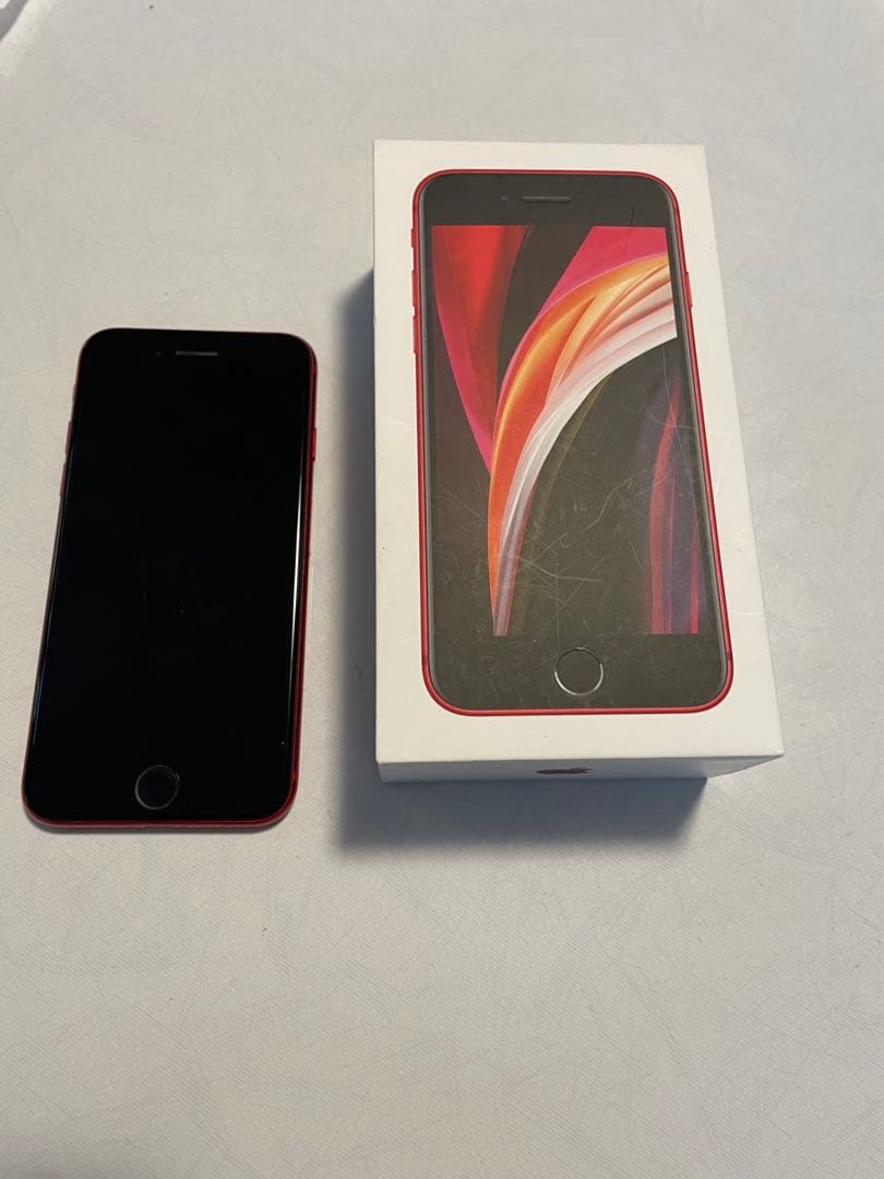 Apple iPhone SE第二世代 本体 64GB　レッド　赤
