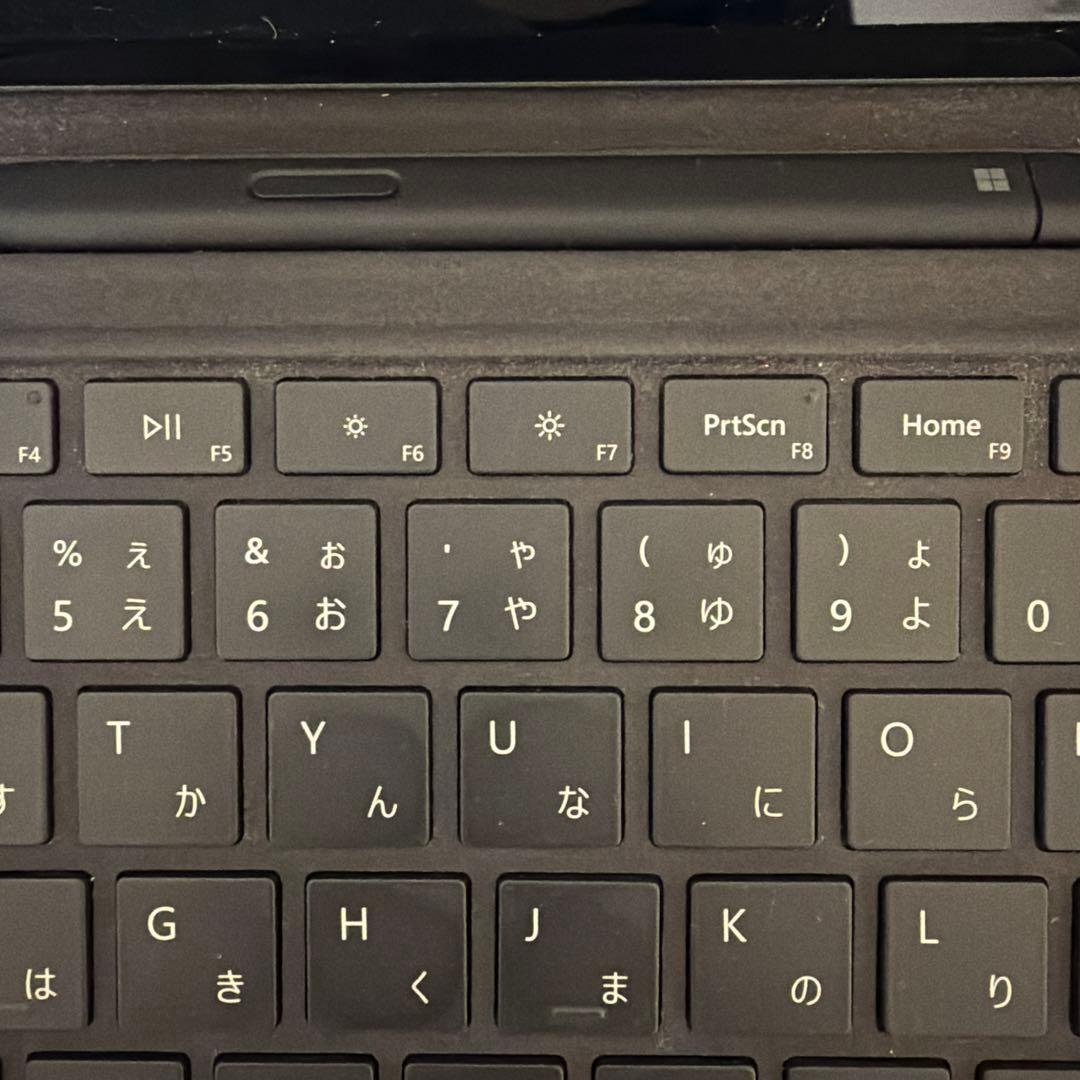 Surface Pro 8 本体