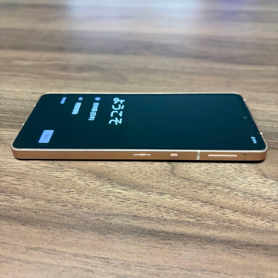 R*a様 AQUOS sense6 SHG05 64GB SIMフリー ライトカ