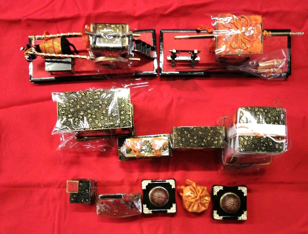 弥生 35号　雛道具・ひな祭り装飾品8点セット