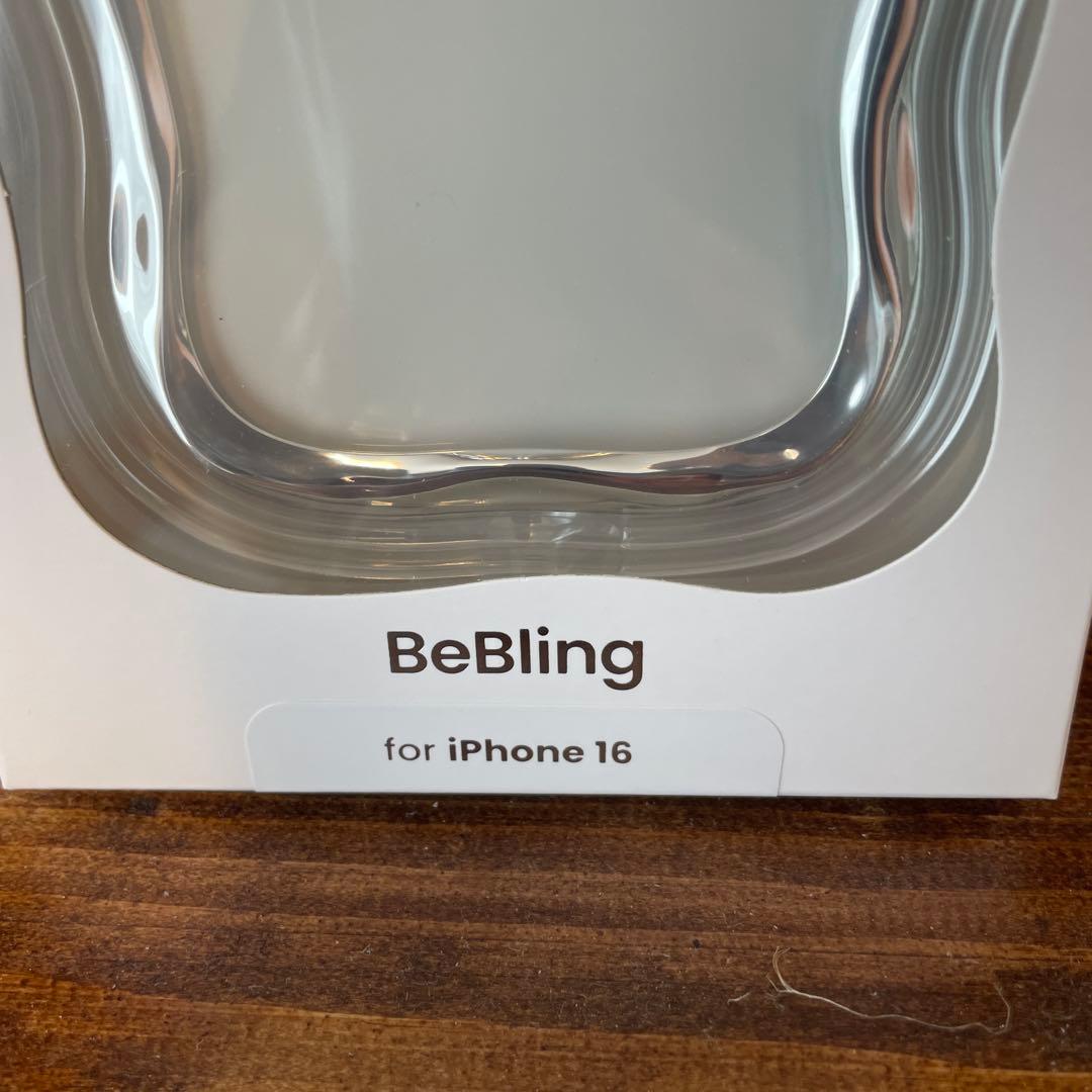 新品iPhone16シルバーiface BeBling
