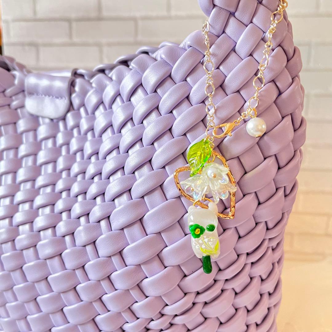 ฅ❤️ 猫　ねこ　レジン　鈴蘭　スズラン　チャーム　バックチャーム　ハンドメイド