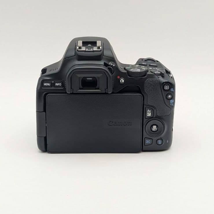 Canon キャノン EOS Kiss X10 動作OK