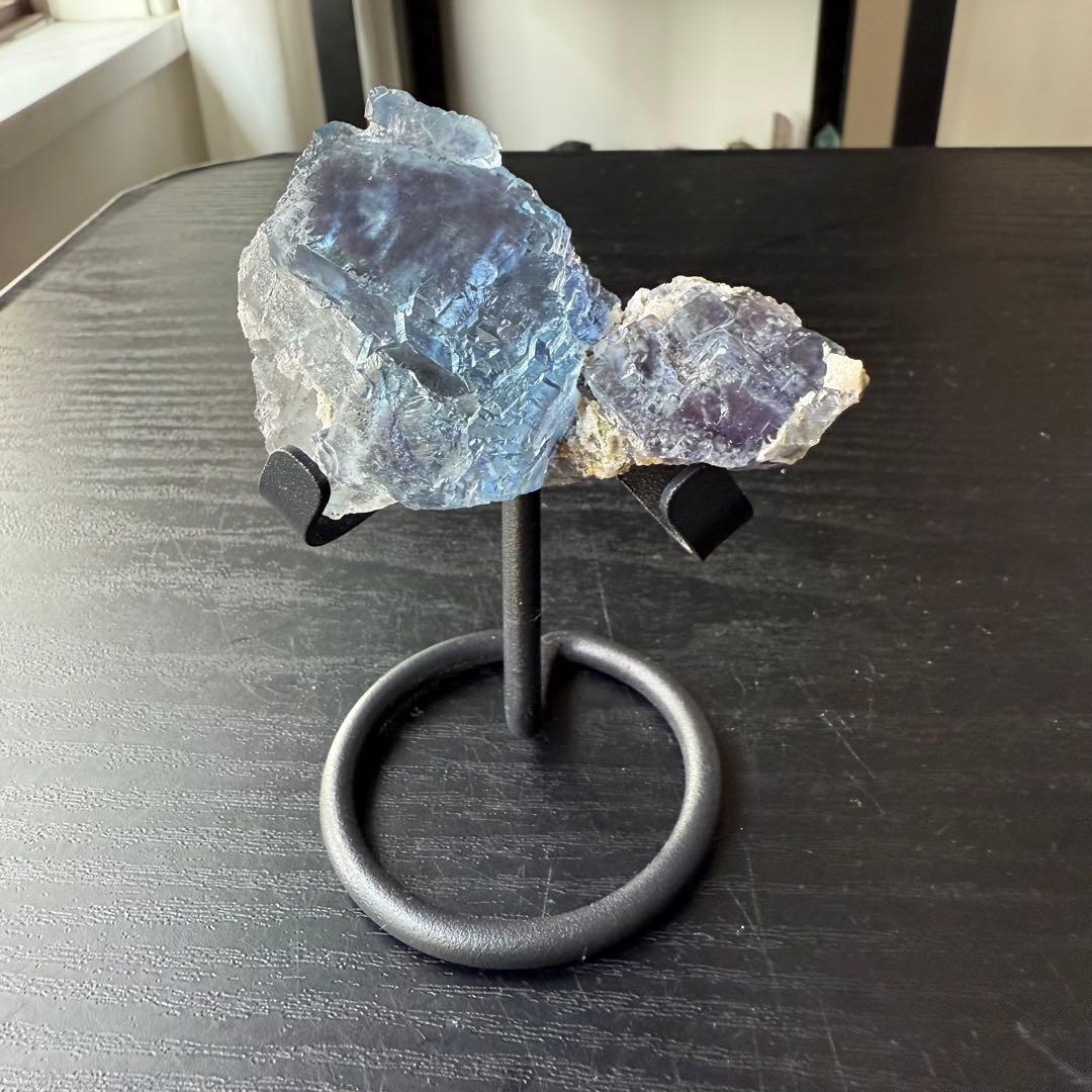 天然石フローライトの原石　置物　鉱物NO.062312