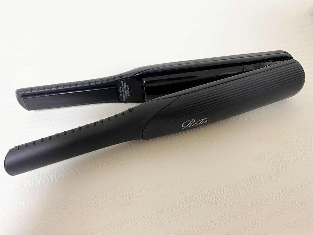 Refa リファフィンガーアイロン ブラック