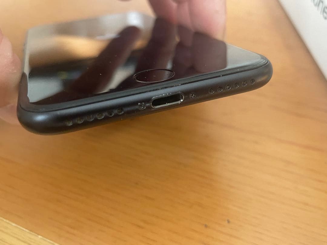 Apple iPhone SE (第2世代) ブラック 本体 箱付き