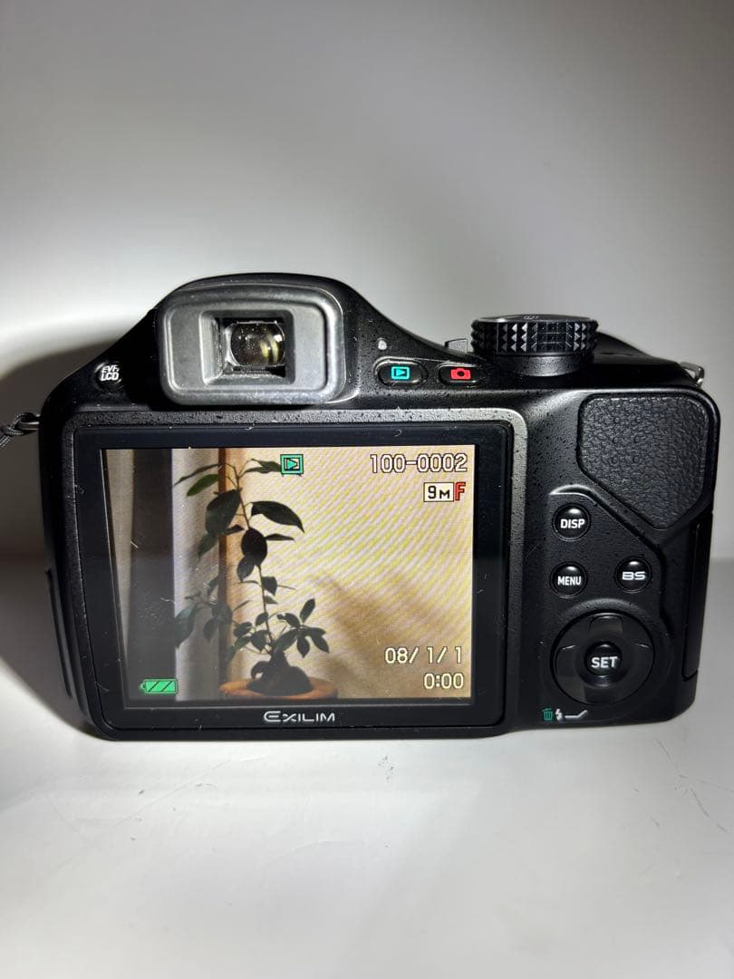 【完動品】CASIO EXILIM CASIO EX-FH20 デジタルカメラ