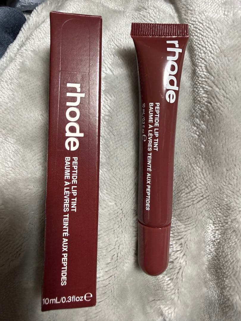 rhode skin iPhone16Pro lip case リップ付