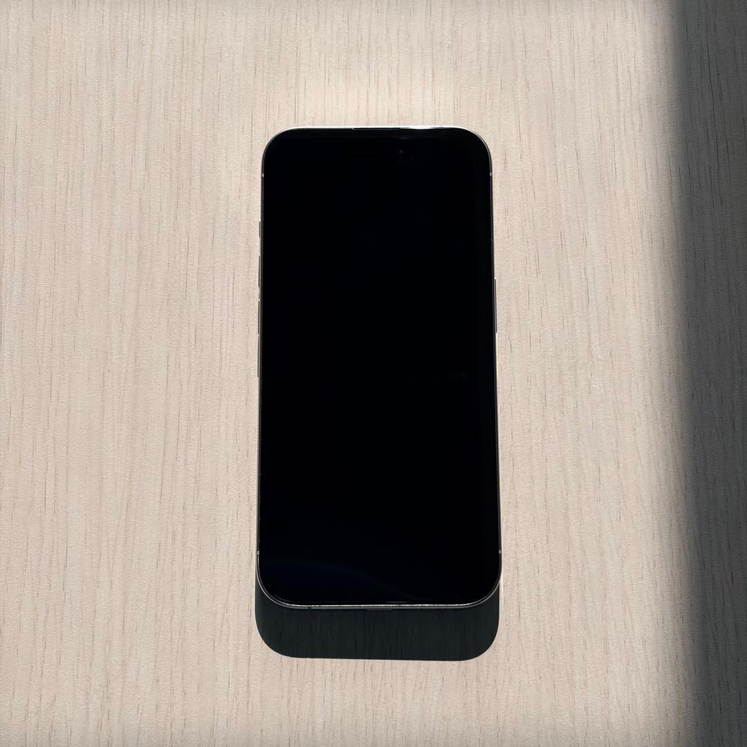 iPhone15 Pro 256GB ホワイトチタニウム SIMフリー