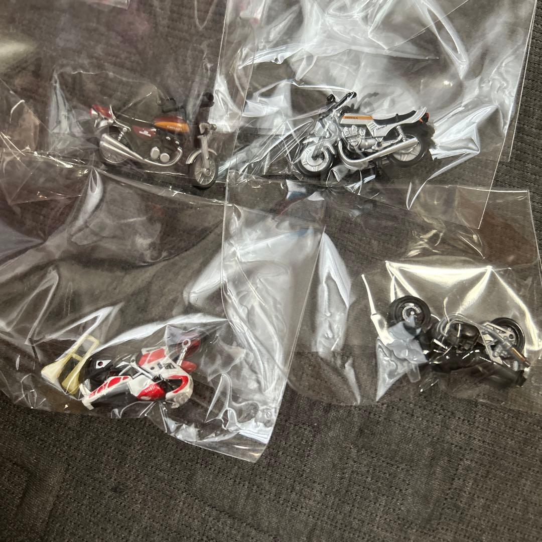 レトロ‼️ ミニチュア カー バイクなど 人間付き 44個入り