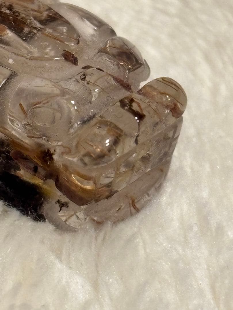 財運【天然石】ルチルクォーツ 貔貅（ヒキュウ）パーツ 1点