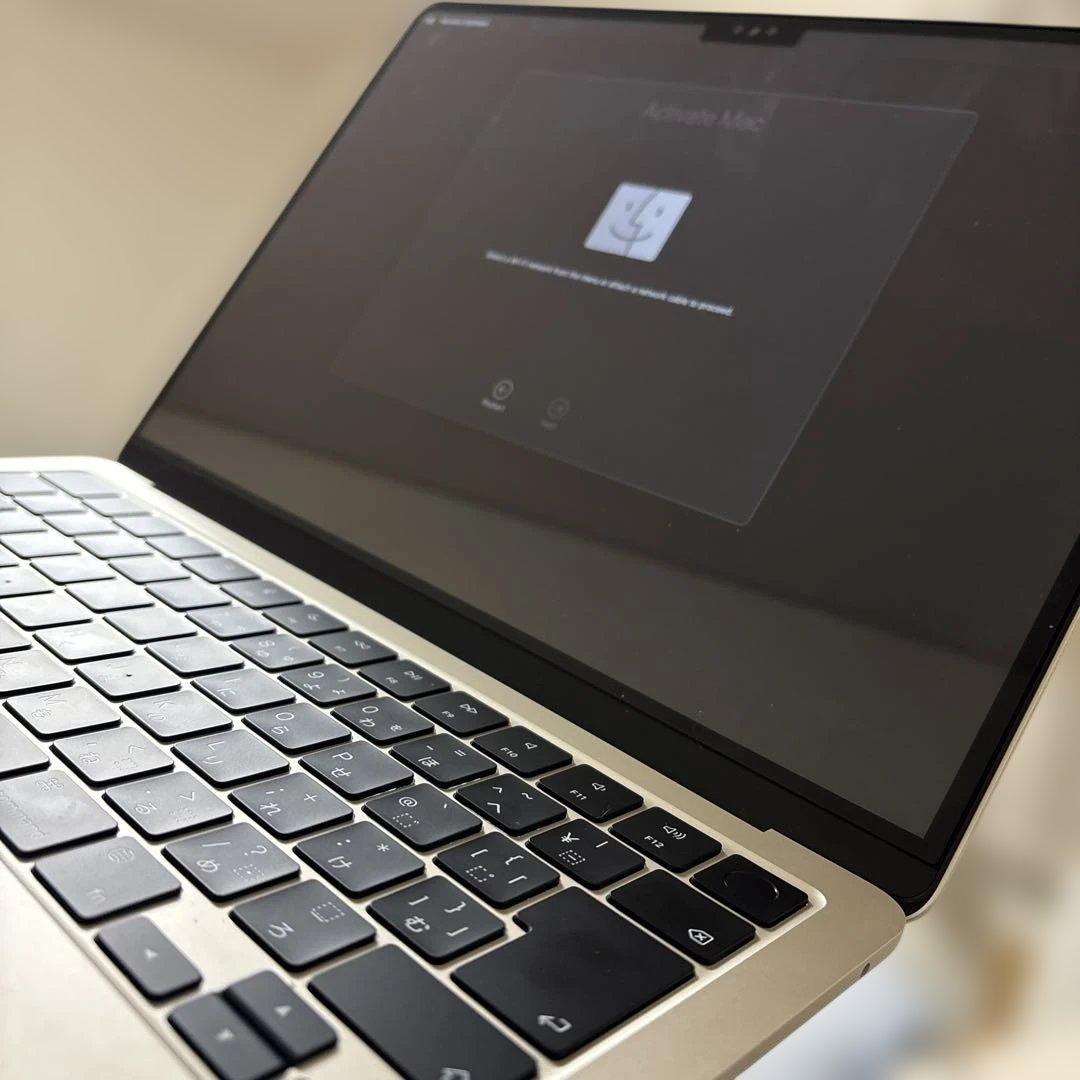 Apple MacBook Air M2 13.6インチ 2022