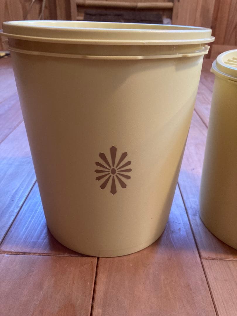 正規品タッパーウエア　新古品　保存容器セット 3個