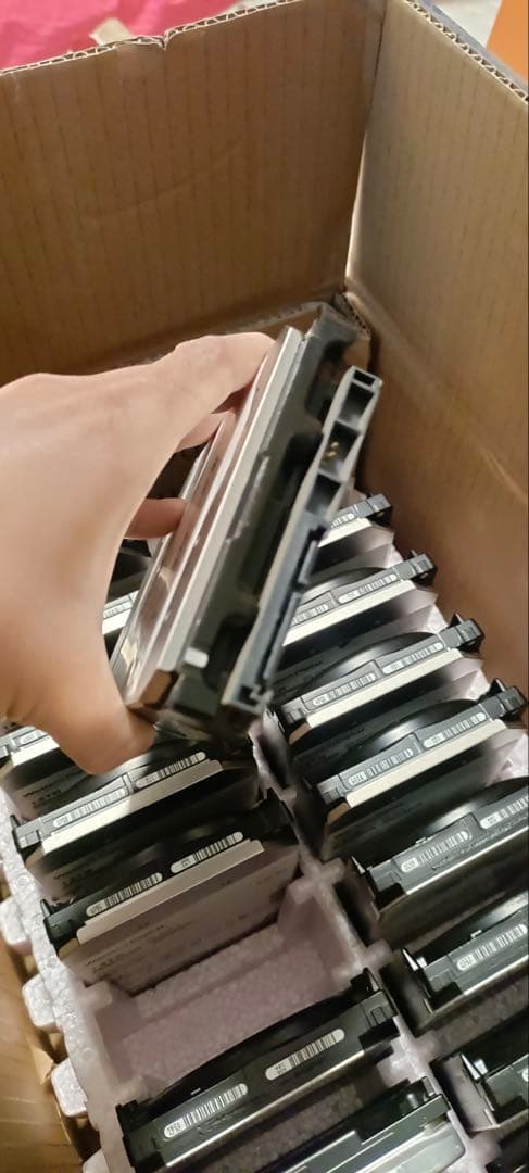 ゆっちWestern Digital 14TB HDD 3.5インチx2台