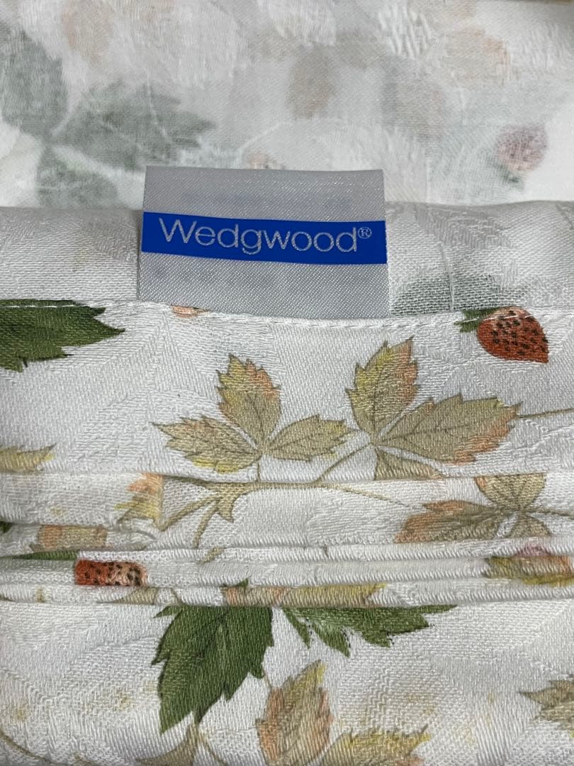 K*a様 新品未使用　ウェッジウッドワイルドストロベリー　ジャガードシーツ