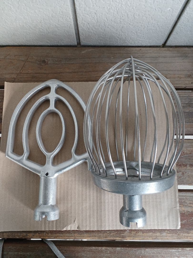 エスケーミキサー用30/20兼用のホイッパー、ビーター