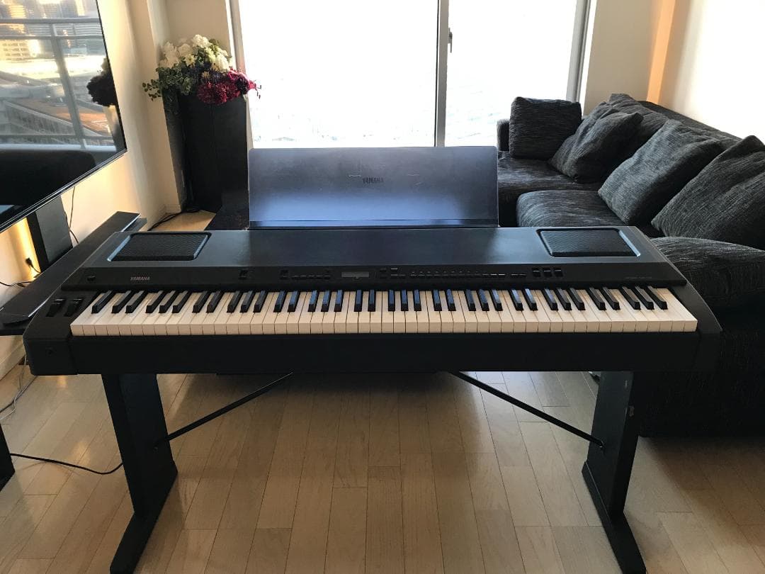 YAMAHA エレクトリックピアノ　P-200