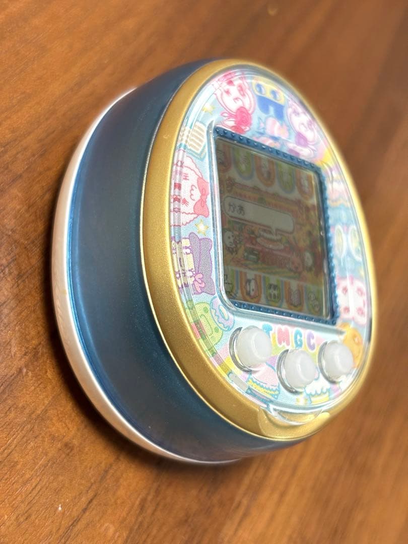 たまごっち 4u ブルー レインボーたまともスタイル カバー