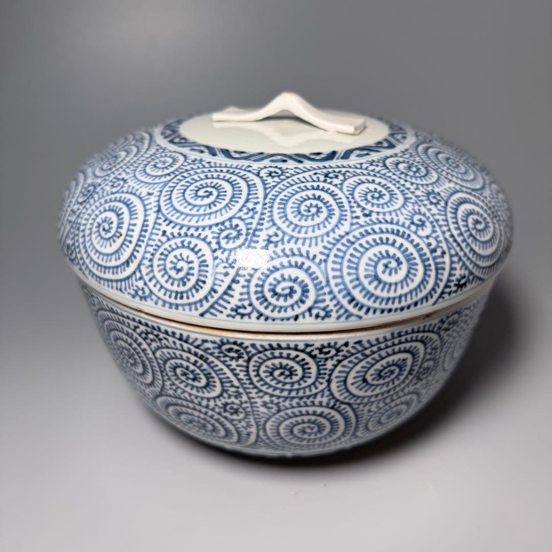 古伊万里　染付　蛸唐草　蓋付き鉢　直径21.5cm　共箱　蒐集家旧蔵品　状態◎