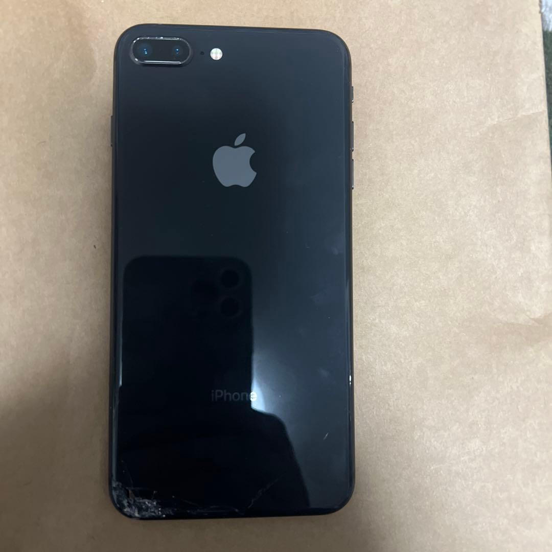 Apple iPhone 8 Plus ブラック