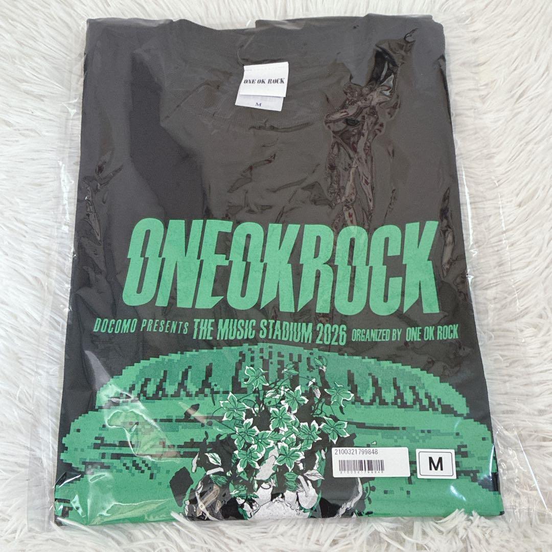 Ｍサイズ　ONE OK ROCK 2026 TMS Tシャツ-A BLACK 黒