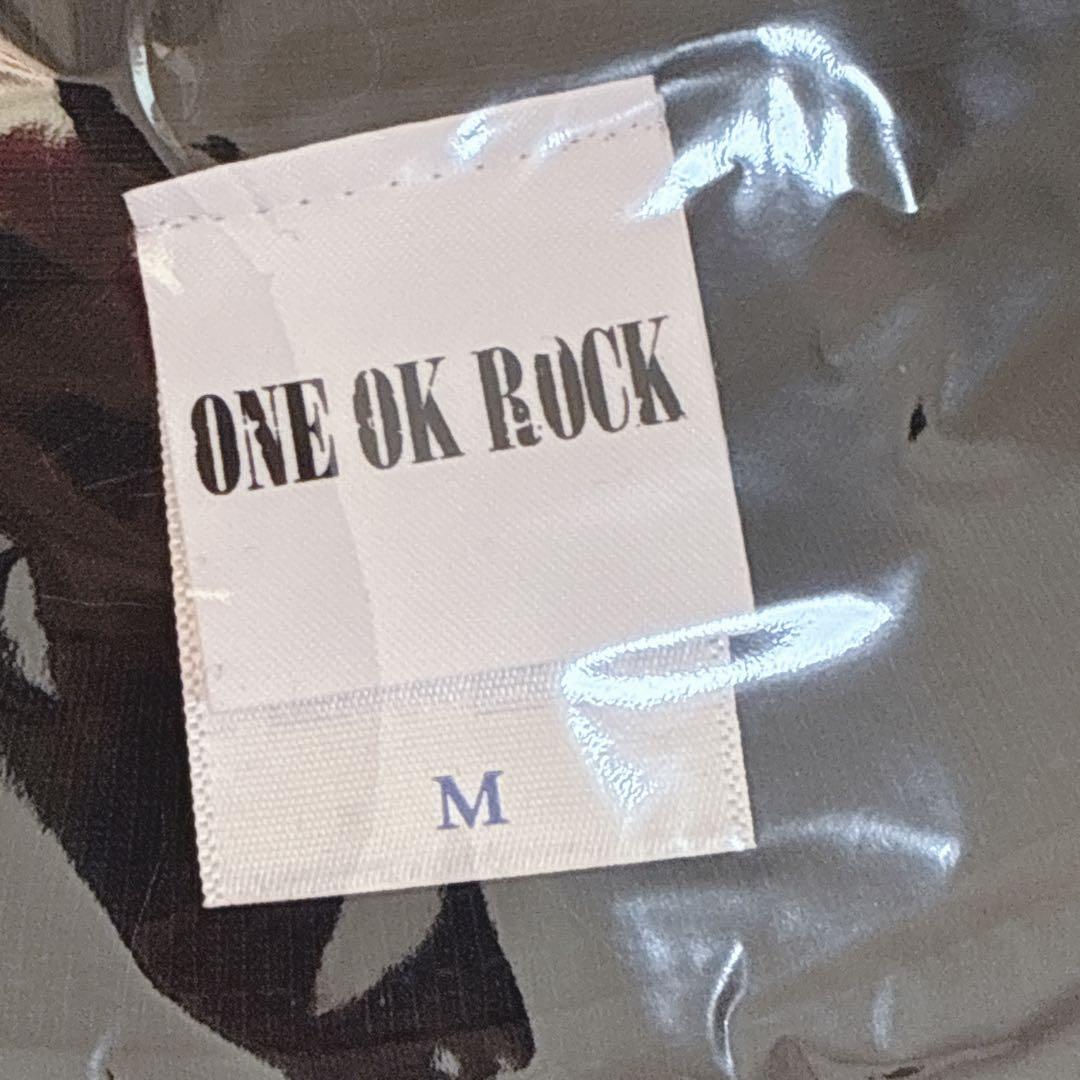Ｍサイズ　ONE OK ROCK 2026 TMS Tシャツ-A BLACK 黒