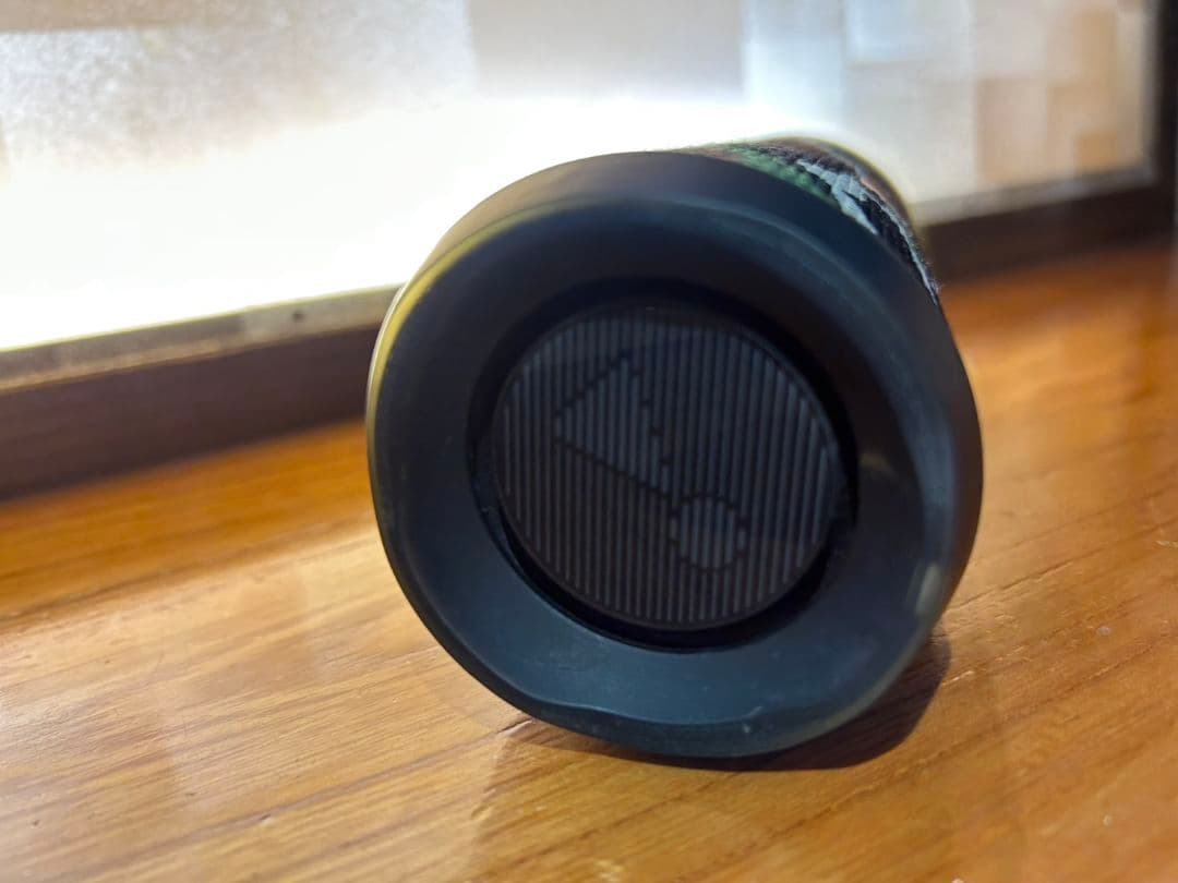 うささ　JBL FLIP4 迷彩 ワイヤレススピーカー