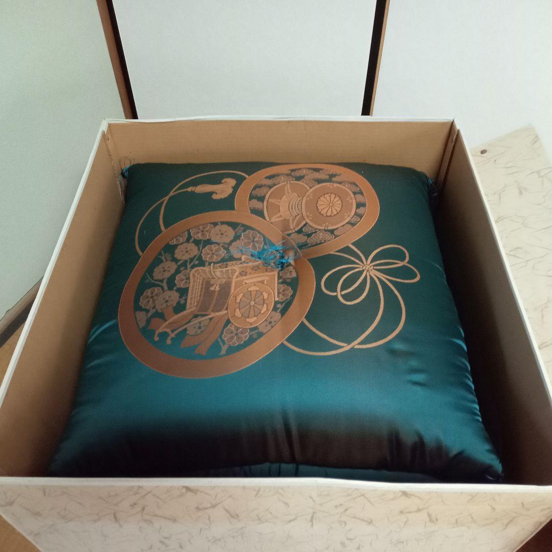 未使用　高級座布団 5枚セット 光沢　玉虫色　客用　座布団