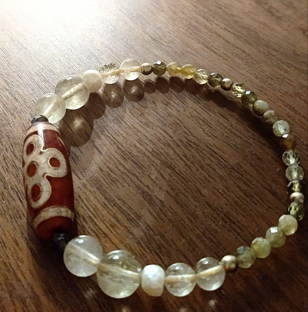 【金線 閃電五眼天珠】 リビアングラス 天然石 御守り 華奢ブレス ツォボライト