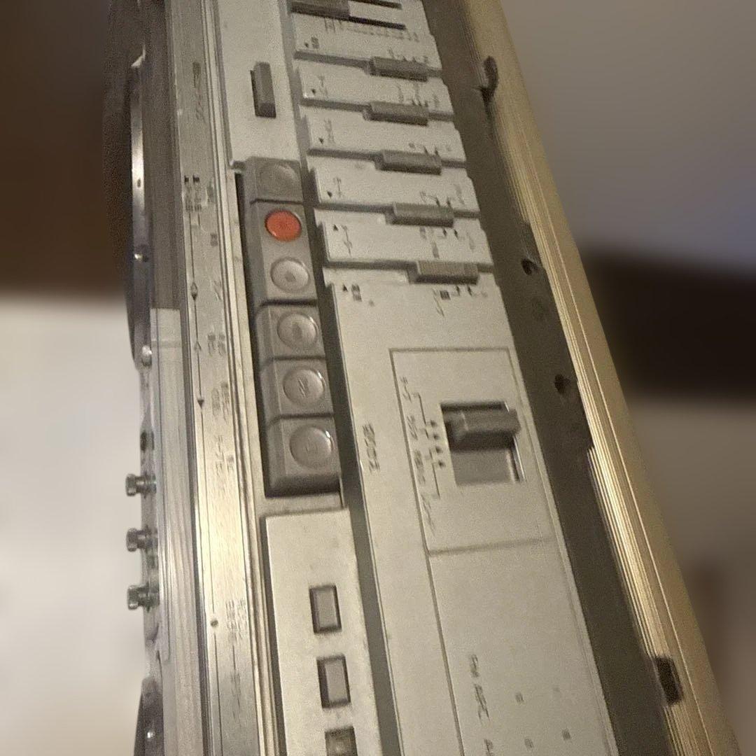 格安超希少Victor RC-M70 FM/AMステレオラジオカセットレコーダー