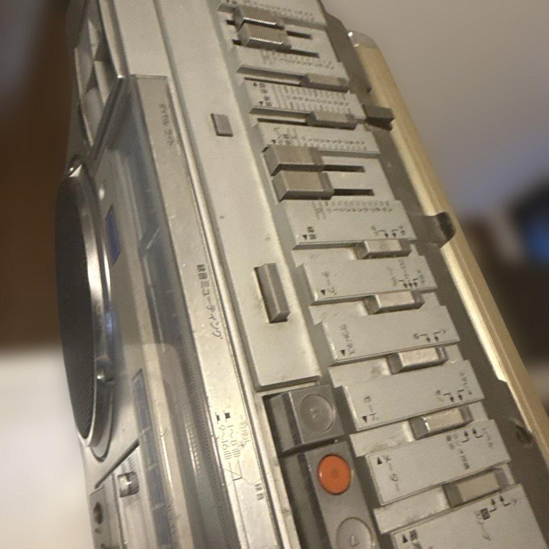 格安超希少Victor RC-M70 FM/AMステレオラジオカセットレコーダー