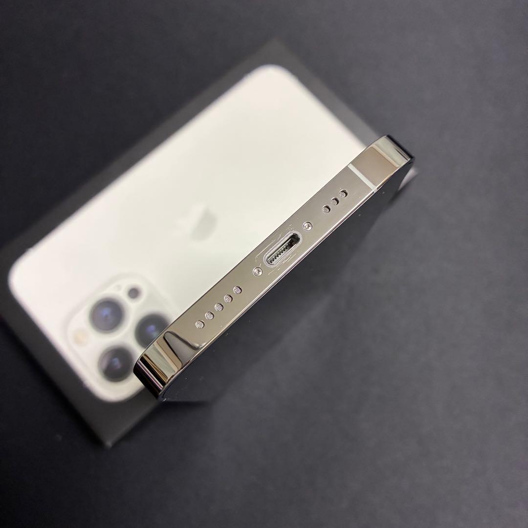【美品】 iPhone 13 Pro シルバー 256GB 本体