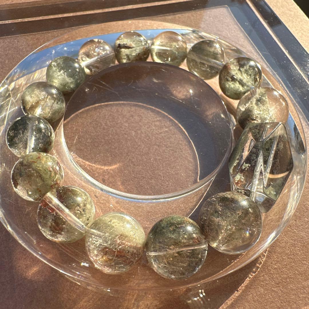 希少カラー！緑幽霊水晶（グリーンファントム）高透明 天然石ブレスレット 財運