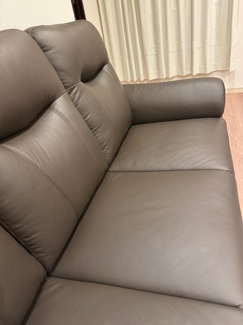 【大阪市引取のみ】【超美品】3人掛けソファ 本革 (ニトリ:ナルタKD DBR)
