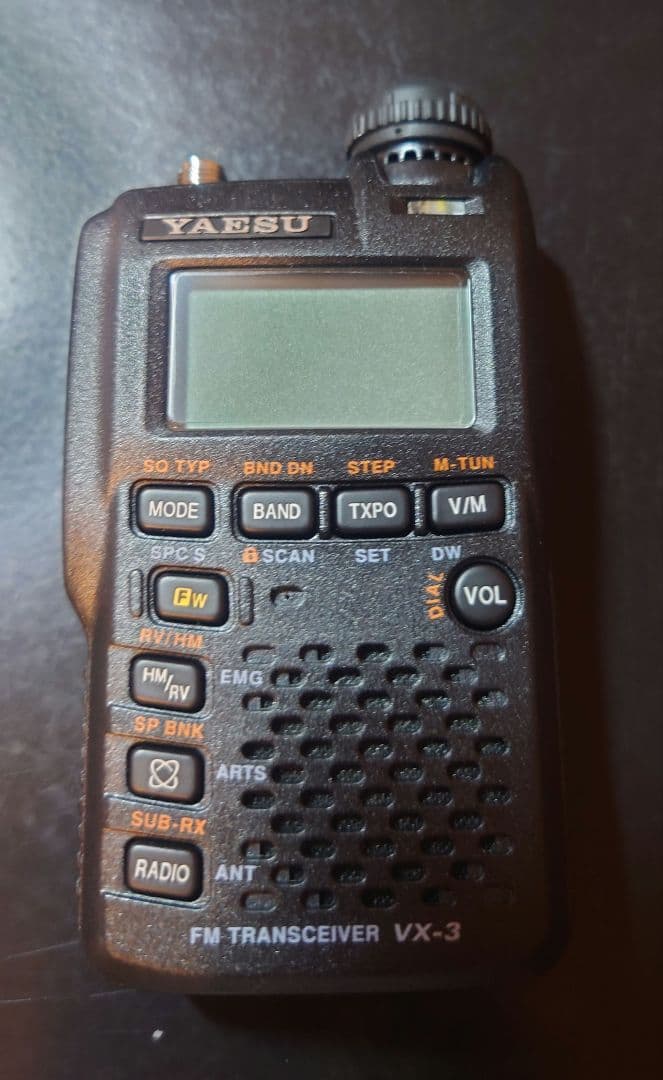 アスロック【中古美品】YAESU VX-3 デュアルバンドトランシーバー
