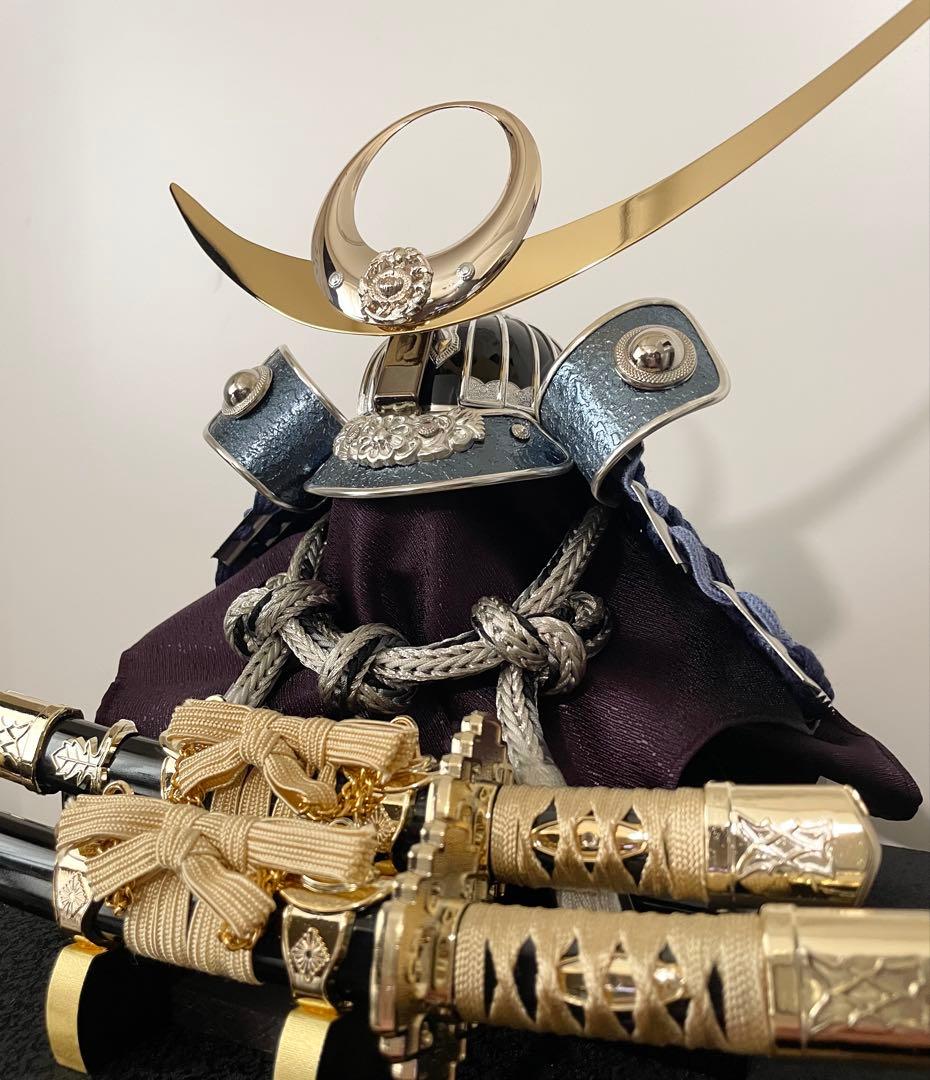 【Muriel】五月人形　兜飾り　武士の兜と刀剣