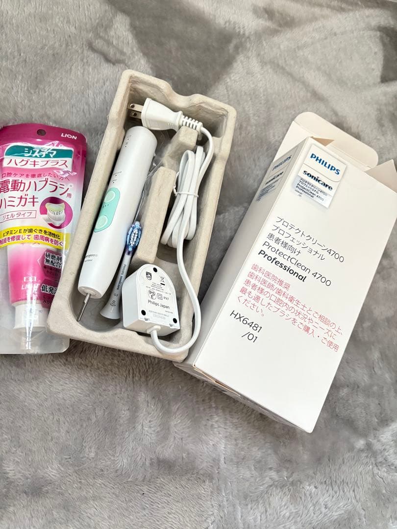 その他 Philips Sonicare ProtectiveClean 4700